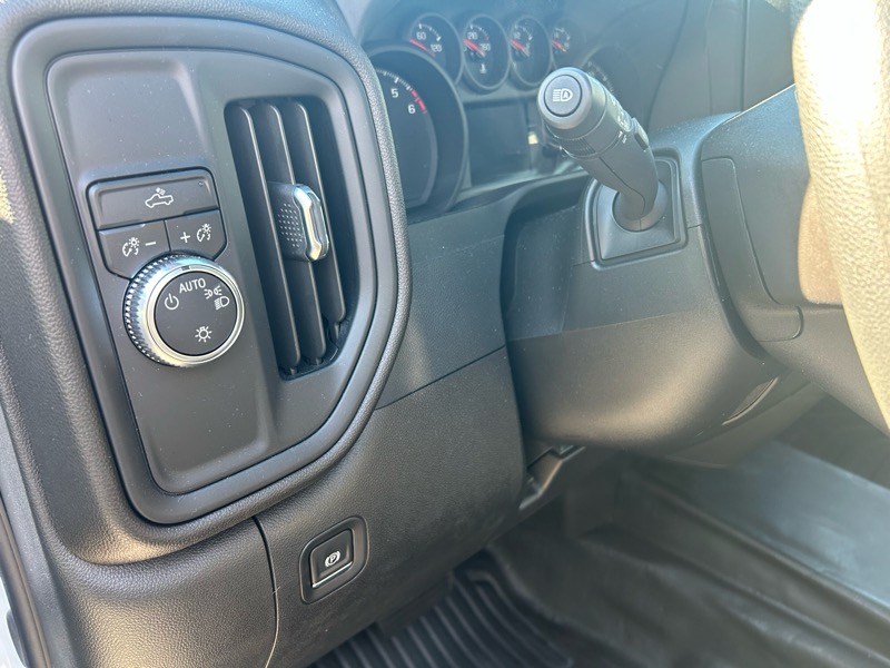 GMC Sierra 1500 Pro Crew Cab Short Box 2WD 2024