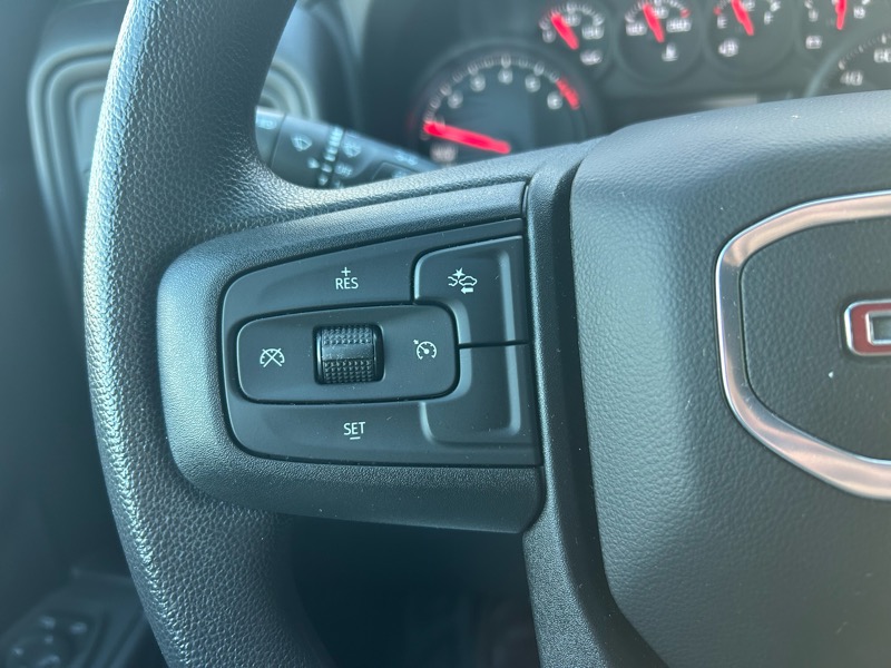 GMC Sierra 1500 Pro Crew Cab Short Box 2WD 2024