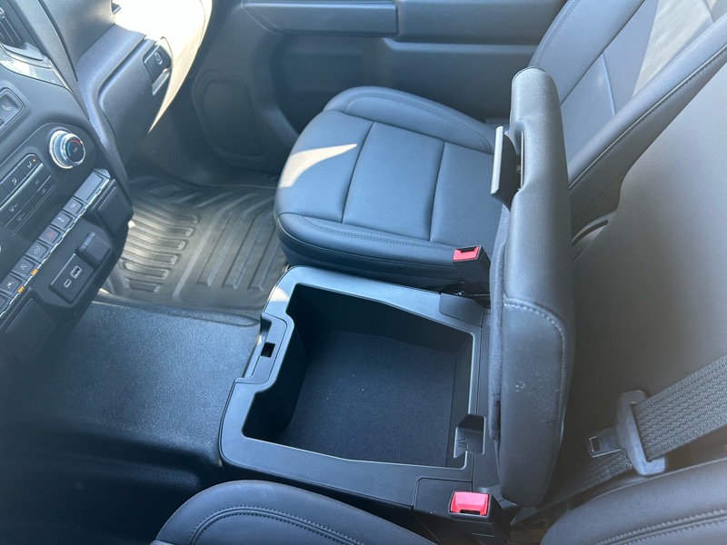 GMC Sierra 1500 Pro Crew Cab Short Box 2WD 2024