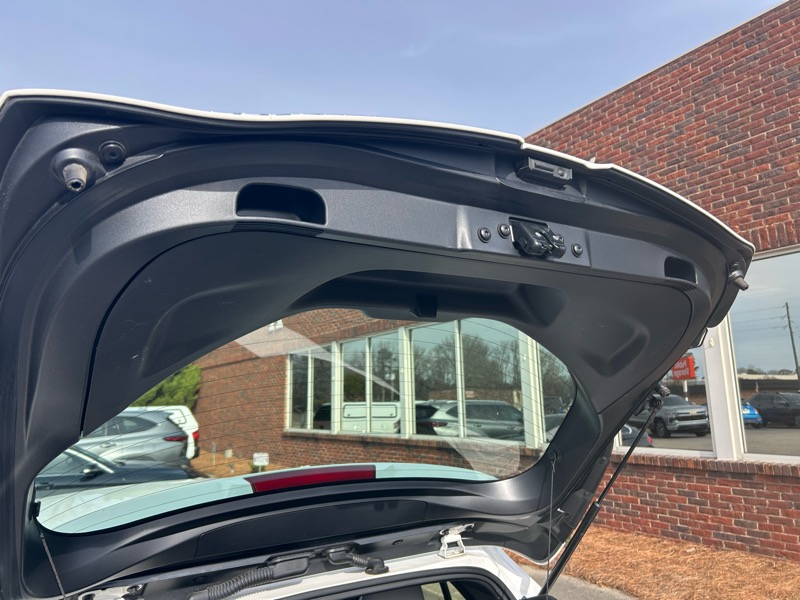 Toyota Corolla SE Hatchback 2023