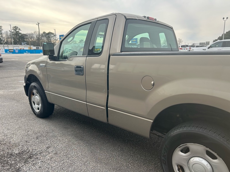 Ford F-150 XLT Long Bed 2WD 2006