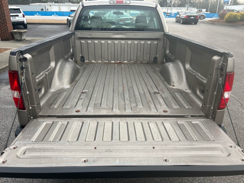 Ford F-150 XLT Long Bed 2WD 2006