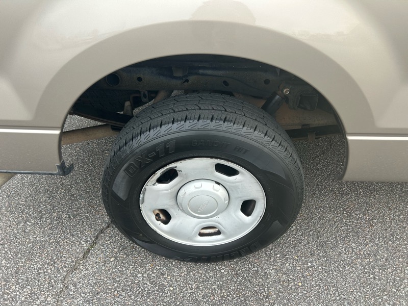 Ford F-150 XLT Long Bed 2WD 2006