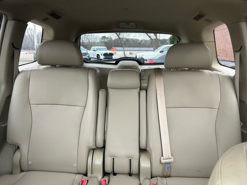 Toyota Highlander Limited 4WD 2012