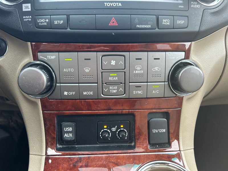 Toyota Highlander Limited 4WD 2012