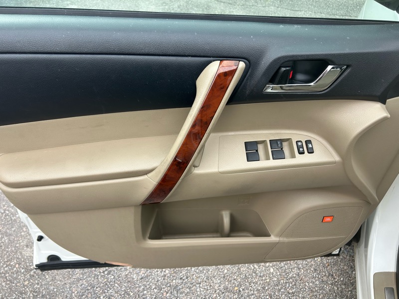 Toyota Highlander Limited 4WD 2012