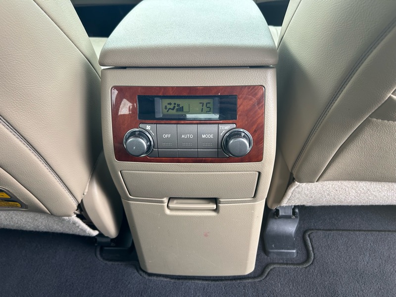 Toyota Highlander Limited 4WD 2012