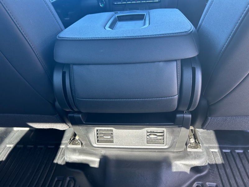 GMC Sierra 1500 Pro Crew Cab Short Box 2WD 2024