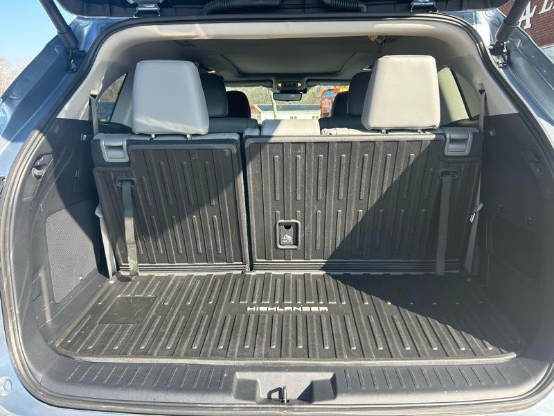 Toyota Highlander Limited AWD 2024