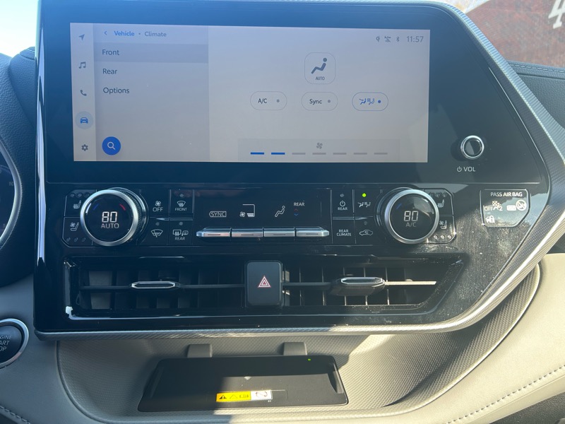 Toyota Highlander Limited AWD 2024