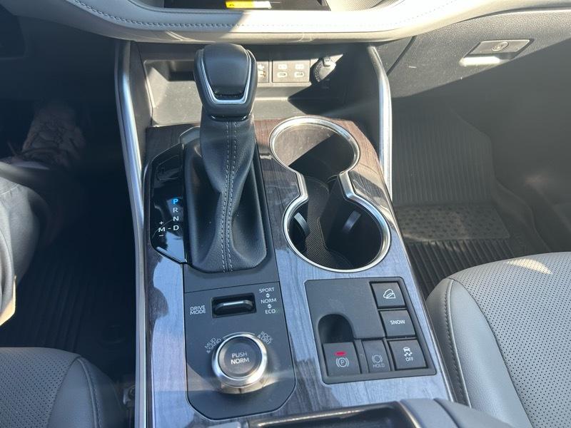 Toyota Highlander Limited AWD 2024