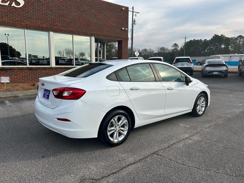 Chevrolet Cruze LS Auto 2019