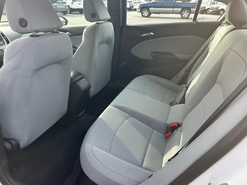 Chevrolet Cruze LS Auto 2019