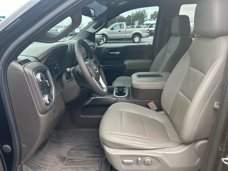 GMC Sierra 1500 Limited SLT Crew Cab Short Box 4WD 2022