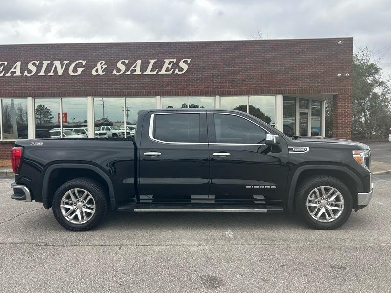 GMC Sierra 1500 Limited SLT Crew Cab Short Box 4WD 2022