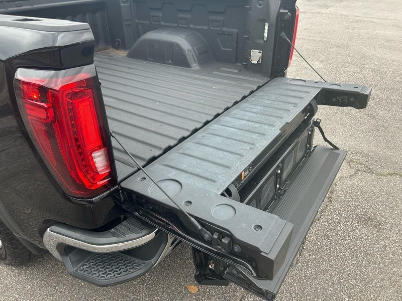 GMC Sierra 1500 Limited SLT Crew Cab Short Box 4WD 2022