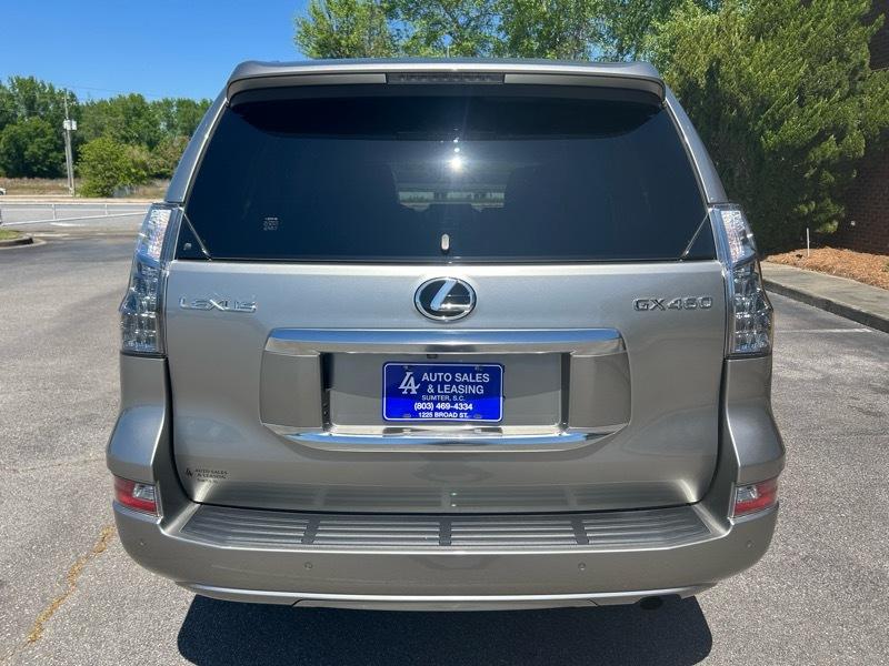 Lexus GX 460 4WD 4dr Premium 2022