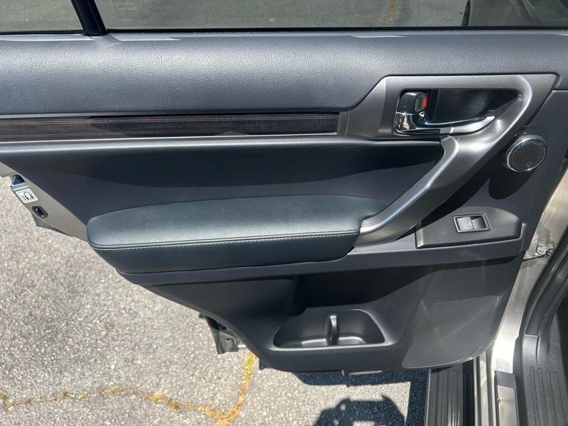 Lexus GX 460 4WD 4dr Premium 2022