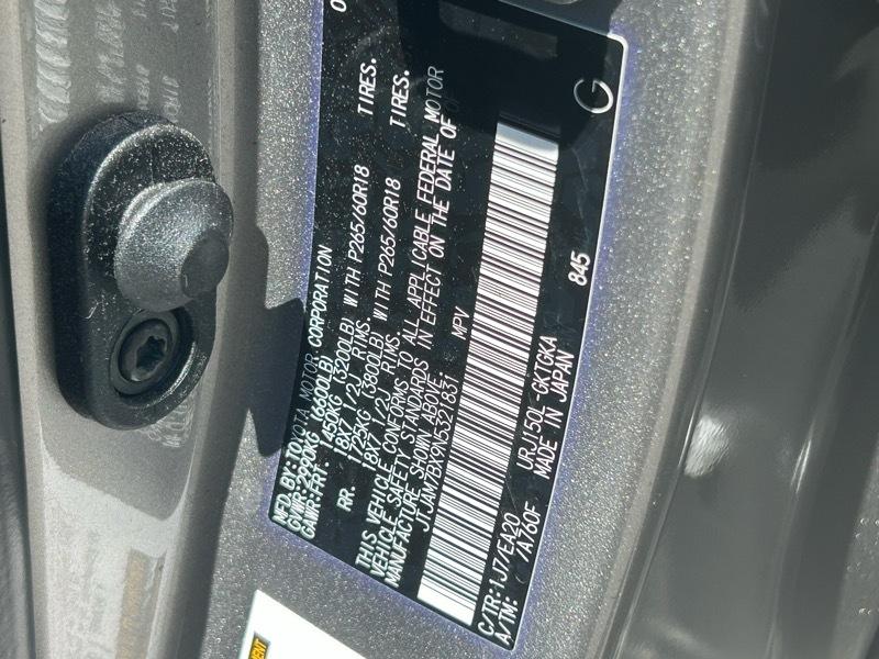 Lexus GX 460 4WD 4dr Premium 2022