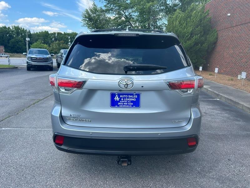 Toyota Highlander Limited FWD V6 2016