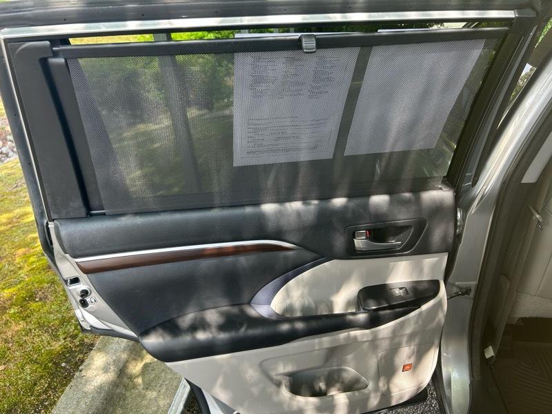 Toyota Highlander Limited FWD V6 2016