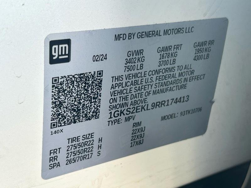 GMC Yukon Denali Ultimate 4WD 2024