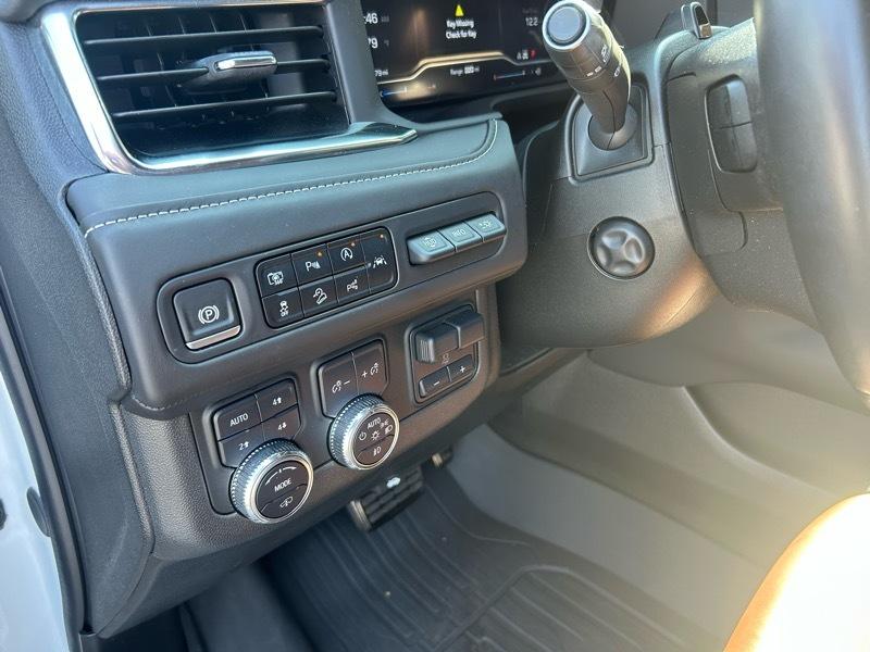 GMC Yukon Denali Ultimate 4WD 2024