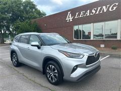 2025 Toyota Highlander 