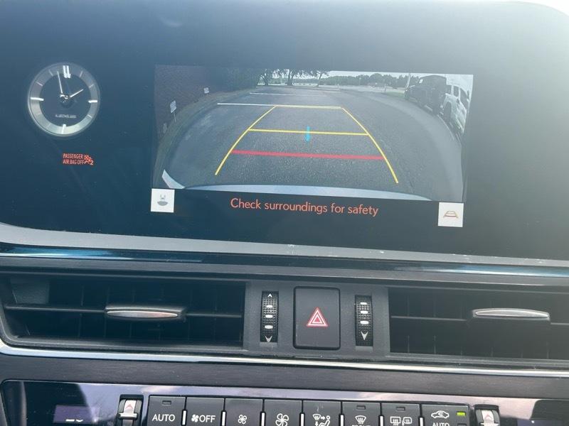 Lexus ES 350 2025