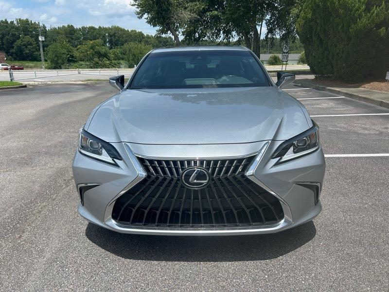 Lexus ES 350 2025