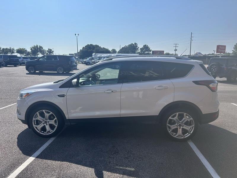 Ford Escape Titanium FWD 2017