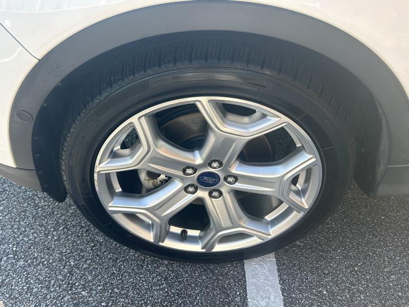 Ford Escape Titanium FWD 2017