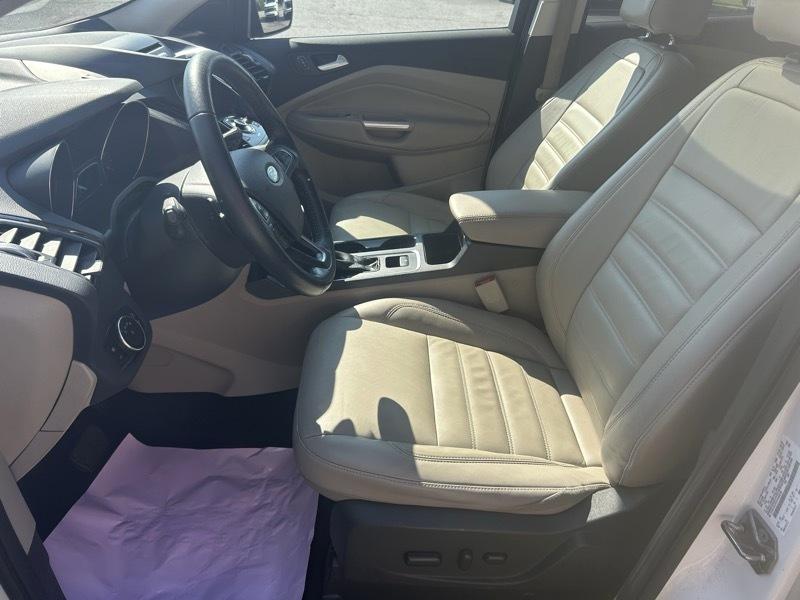 Ford Escape Titanium FWD 2017