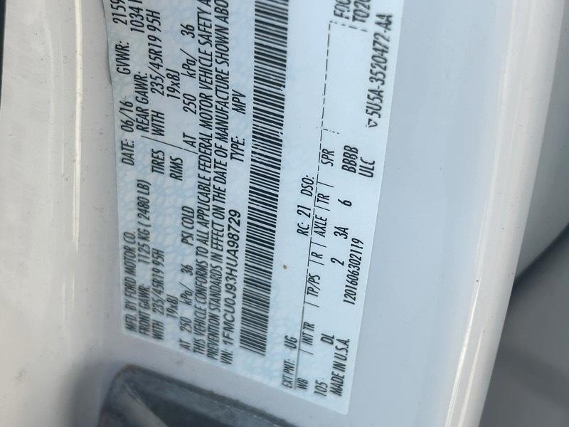 Ford Escape Titanium FWD 2017