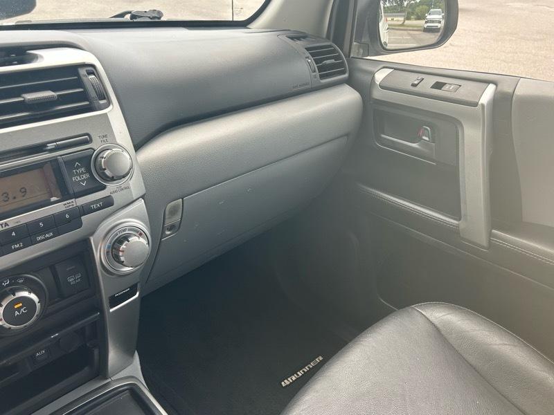 Toyota 4Runner SR5 2WD V6 2010