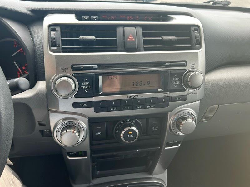 Toyota 4Runner SR5 2WD V6 2010