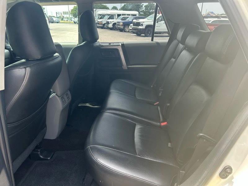 Toyota 4Runner SR5 2WD V6 2010
