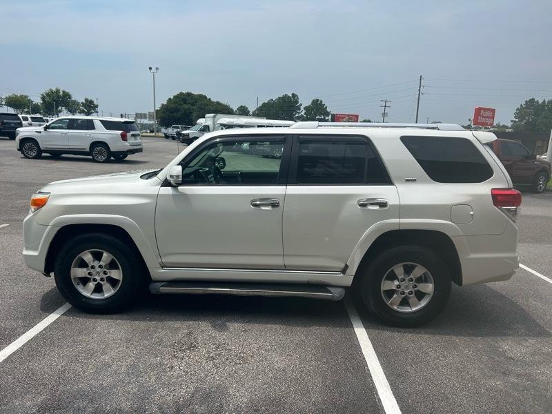 Toyota 4Runner SR5 2WD V6 2010