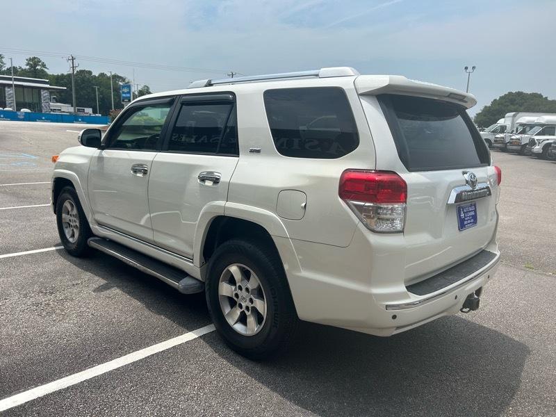 Toyota 4Runner SR5 2WD V6 2010