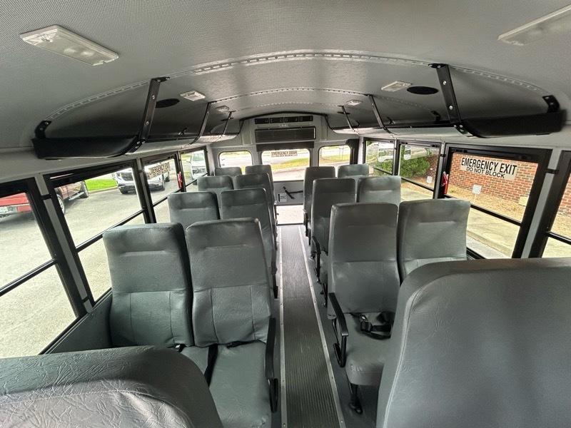 Chevrolet Express G3500 139" 2021