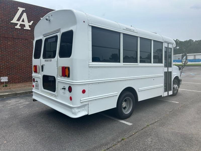 Chevrolet Express G3500 139" 2021