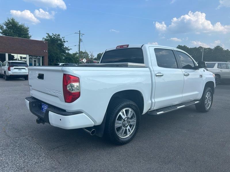 Toyota Tundra Platinum CrewMax 5.7L FFV 4WD 2015