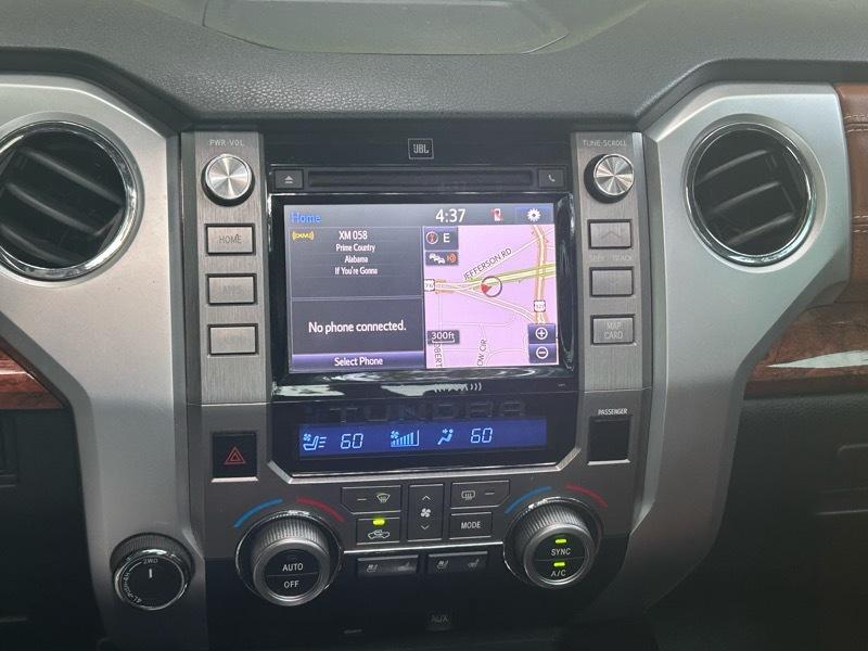 Toyota Tundra Platinum CrewMax 5.7L FFV 4WD 2015