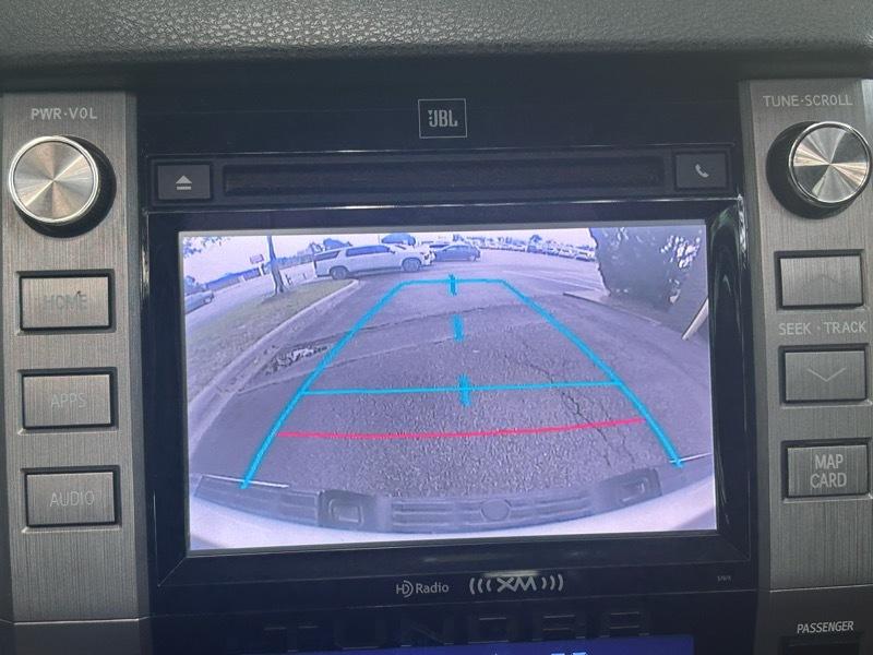 Toyota Tundra Platinum CrewMax 5.7L FFV 4WD 2015
