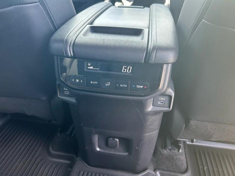 Toyota Grand Highlander XLE 2024