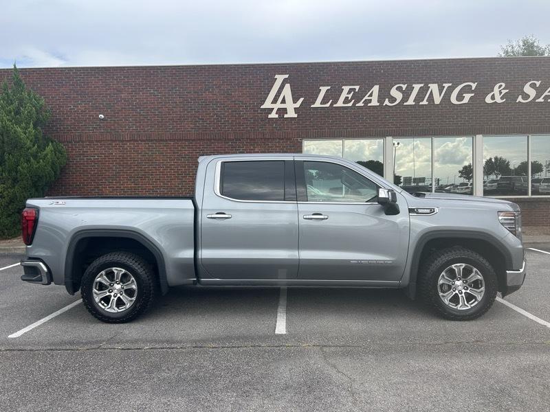 GMC Sierra 1500 SLT Crew Cab 4WD 2024
