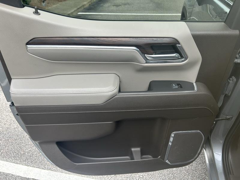 GMC Sierra 1500 SLT Crew Cab 4WD 2024