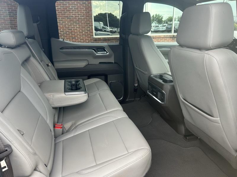 GMC Sierra 1500 SLT Crew Cab 4WD 2024
