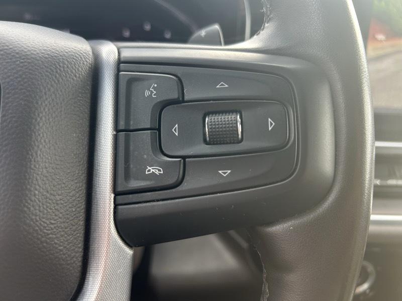 GMC Sierra 1500 SLT Crew Cab 4WD 2024