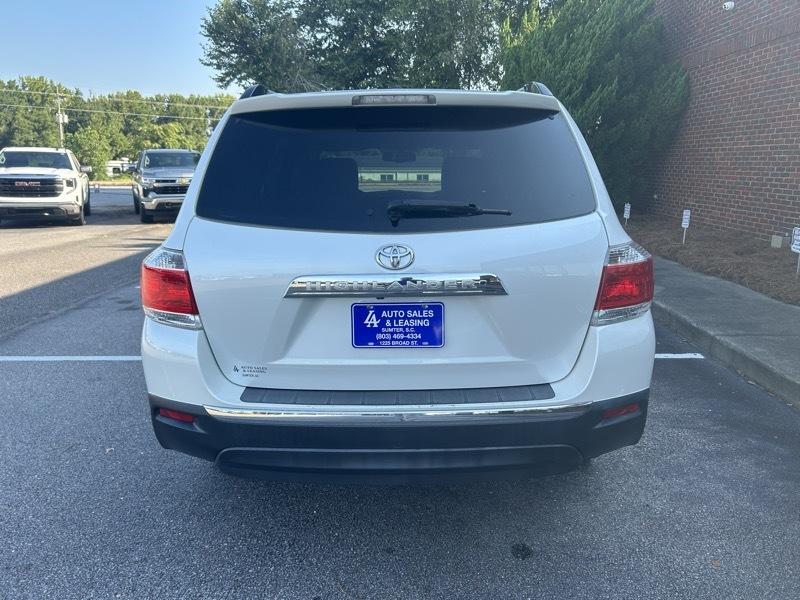 Toyota Highlander Limited 2WD 2012